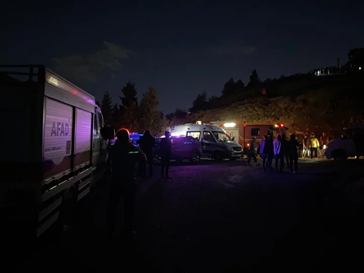 ot bicen baba ogul ucuruma dustu polis memuru ogul oldu baba yaralandi 11 jUKNRSvl