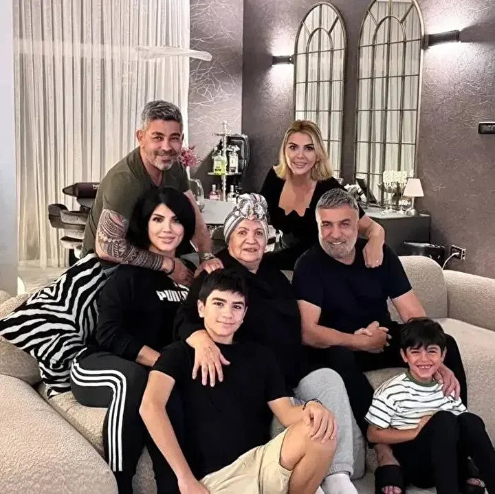 Özcan Deniz 'Bir daha beni göremeyebilirsiniz' demişti: İşte endişelendiren kelamların arkasındaki gerçek 7 ozcan deniz bir daha beni goremeyebilirsiniz demisti iste endiselendiren kelamlarin arkasindaki gercek 6 2g42RNQg