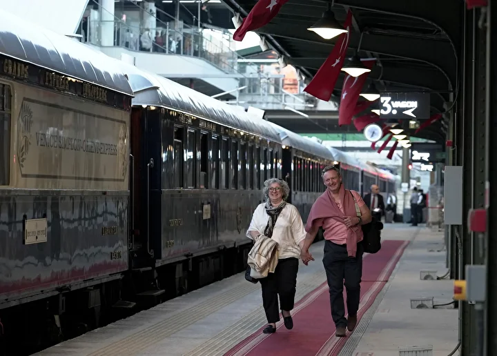 paristen yola cikan orient express yilin ikinci seferi icin istanbula geldi 2 TXHn7MDK
