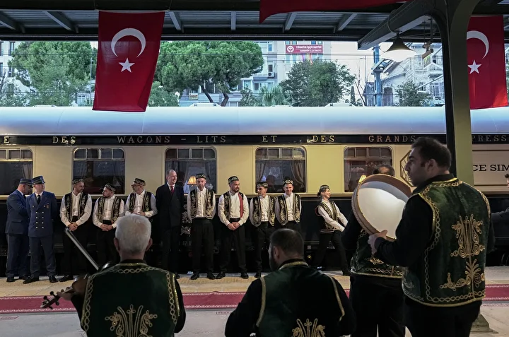 paristen yola cikan orient express yilin ikinci seferi icin istanbula geldi 6 LzV43yB3