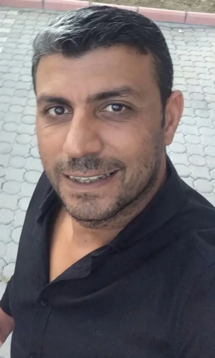 Paylaştığı fotoğraf ailesini parçaladı: Baba cezaevine girdi üç çocukla ortada kaldı 10 paylastigi fotograf ailesini parcaladi baba cezaevine girdi uc cocukla ortada kaldi 9 WqQzEFmf