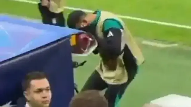rams parkta gundem olan imaj liverpoolun yildizi sikinti anlar yasadi goruntu 5WGadgi2.webp