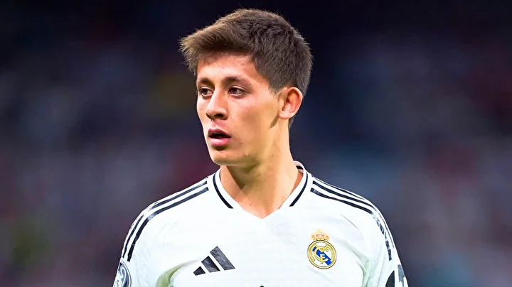 real madridde inanilmaz olay futbolcular arda guler icin birlesti 0 pbCT3lrL