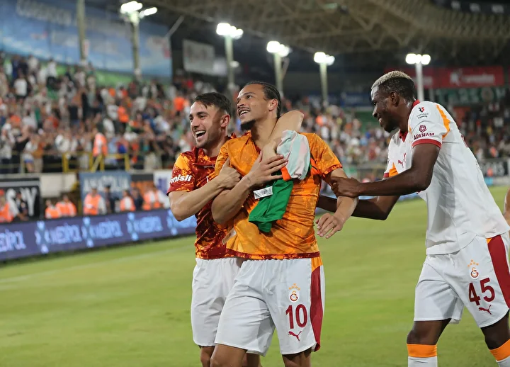 ŞAMPİYONLAR LİGİ'NDE DEV MAÇ: Galatasaray Liverpool maçı hangi kanalda? Galatasaray (GS)-Liverpool maçı kaçta, şifresiz kanalda mı? Canlı yayın kanalı muhakkak oldu 10 sampiyonlar liginde dev mac galatasaray liverpool maci hangi kanalda galatasaray gs liverpool maci kacta sifresiz M6JTHPGp