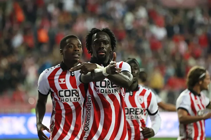 samsunspor konferans liginde birinci imtihaninda rakip legia varsova 3 MYnSUvtq