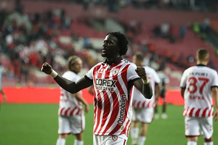 samsunspor konferans liginde birinci imtihaninda rakip legia varsova 4 VgdTRLEj
