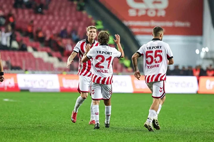 samsunspor konferans liginde birinci imtihaninda rakip legia varsova 8 BeT1LVVy
