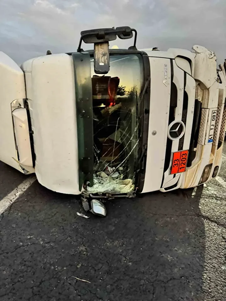 Şanlıurfa’da mazot yüklü tanker arabaya çarptı: Yaralılar var 6 sanliurfada mazot yuklu tanker arabaya carpti yaralilar var 5 gusEAQPL