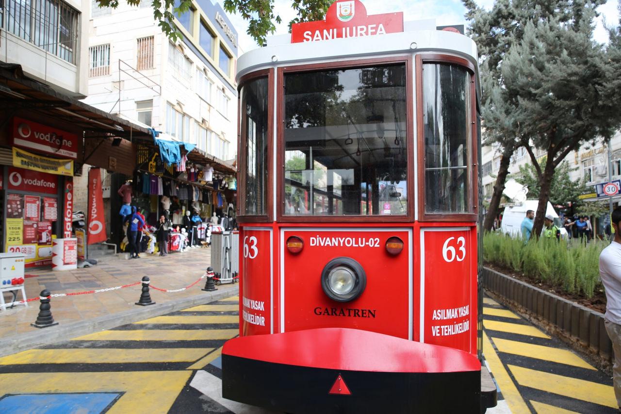 Şanlıurfa'da tarihi adım: Nostaljik tramvay hizmete girdi 3 sanliurfada tarihi adim nostaljik tramvay hizmete girdi 2 e4ldu3Vy