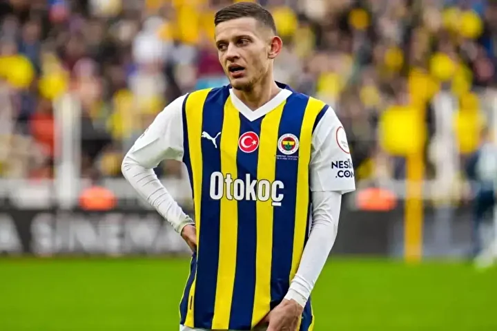 Sebastian Szymanski’nin menajerinden flaş ayrılık açıklaması: ‘Karar verildi’ 3 sebastian szymanskinin menajerinden flas ayrilik aciklamasi karar verildi 2 Xi7KLAMy