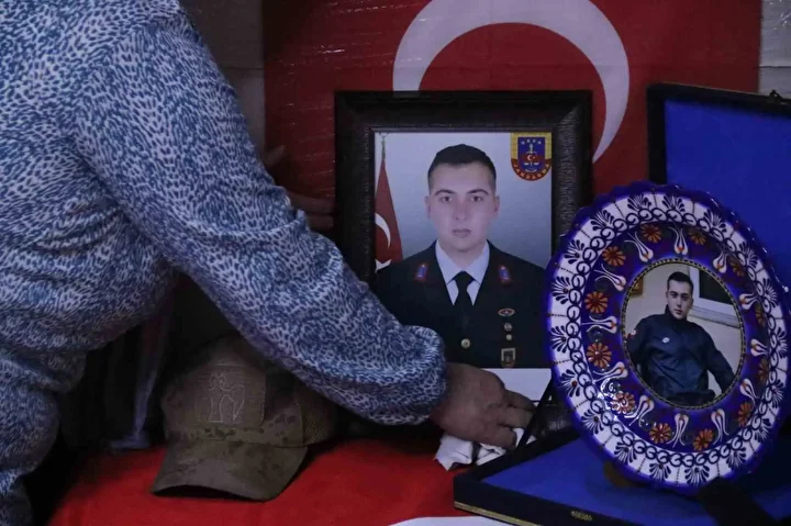 sehidin hayrina yapilan cesmeye buyuk saygisizlik ucuncu kere tahrip edildi yaramizi desiyorlar 5 v98grYE1