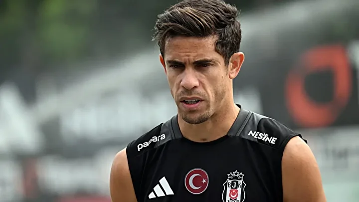 sergen yalcin o mactan sonra kararini verdi yildiz futbolcu kulubeye 2 Avc9YtuO