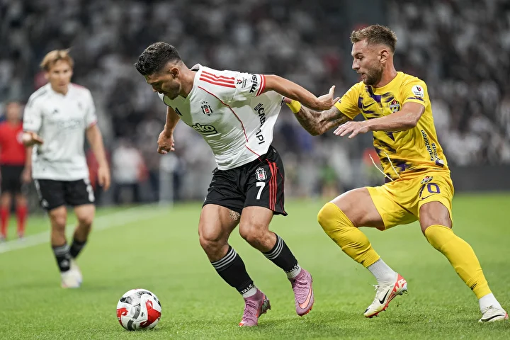 Sergen Yalçın'dan Abraham kararı! Galatasaray derbisinde o isme baht verecek 5 sergen yalcindan abraham karari galatasaray derbisinde o isme baht verecek 4 FJtcvLpU