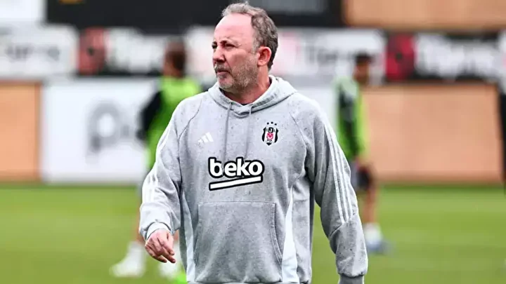 Sergen Yalçın’dan Galatasaray maçı öncesi flaş talimat: Galibiyet planı muhakkak oldu 2 sergen yalcindan galatasaray maci oncesi flas talimat galibiyet plani muhakkak oldu 1 5PDqkNAl