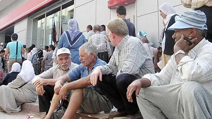 sgk 100 bin kisiyi uyardi usulsuzluk yapan emeklilere berbat haber 10 AL414CLa