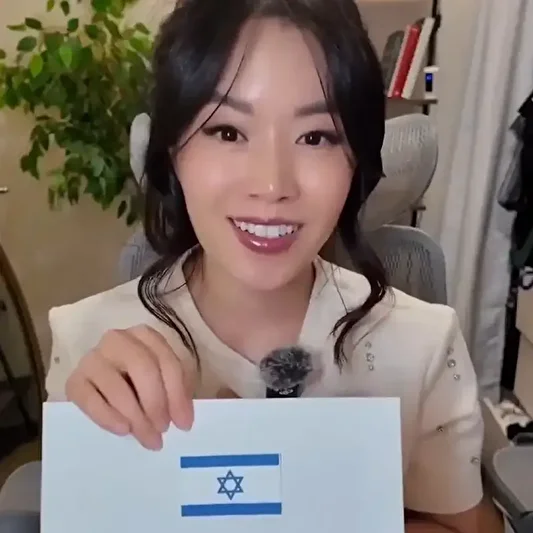 Siyonistlerin toplumsal medyadaki propaganda bütçesine Güney Koreli fenomenin 'zarflı' yanıtı alkış topladı 2 siyonistlerin toplumsal medyadaki propaganda butcesine guney koreli fenomenin zarfli yaniti alkis topladi 1