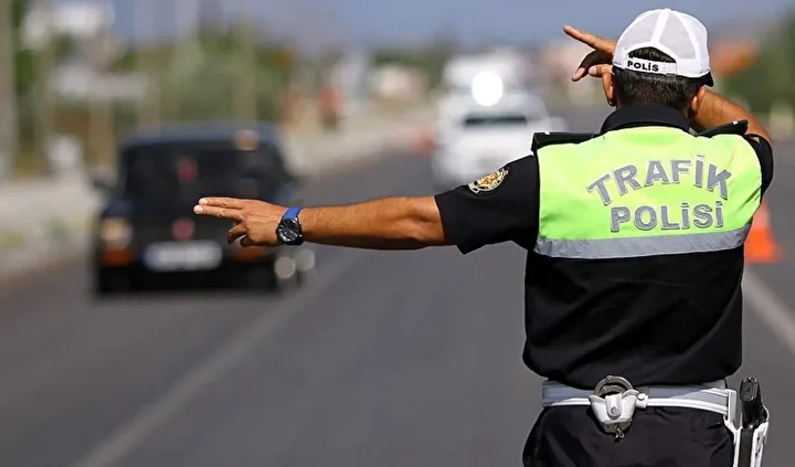 soforler dikkat trafikte kurallar sil bastan rekor cezalar ve radar var uygulamasi geliyor 3