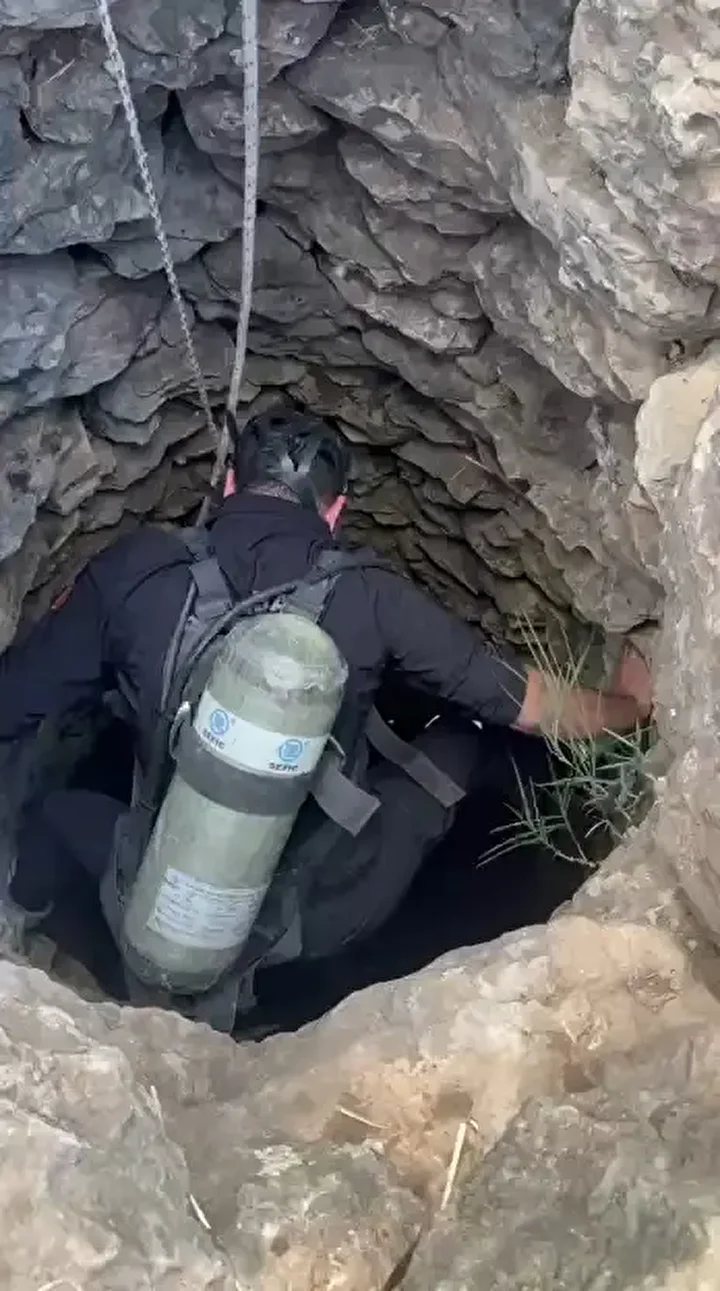 Su kuyusunda feci son: Diyarbakır'da paklık için kuyuya giren dört kişi öldü 8 su kuyusunda feci son diyarbakirda paklik icin kuyuya giren dort kisi oldu 7 aluN4edi