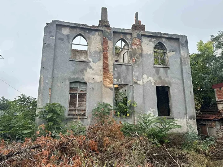 Sultan 2. Abdülhamid'in 1890 yılında yaptırdığı postane binası harabeye döndü: Restore edilmesi gerekiyor 1 sultan 2 abdulhamidin 1890 yilinda yaptirdigi postane binasi harabeye dondu restore edilmesi gerekiyor 0 dXRpdJsq