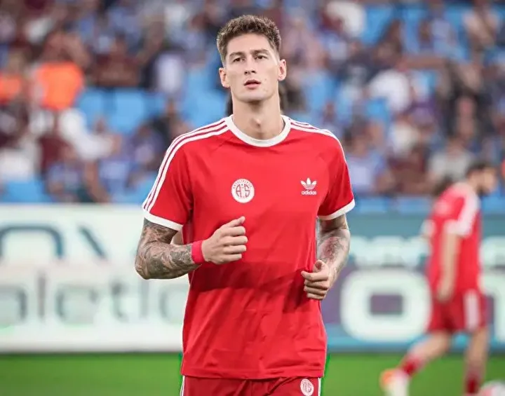 super ligde haftanin 11ine trabzonspor damgasi derbiden tek isim takimda 10 wwy528jZ