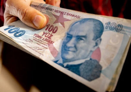 Torba maddede kritik düzenlemeler listelendi! Taşeron çalışanlara takım, Bağ-Kur’lulara prim günü indirimi ve 3600 ek gösterge… torba maddede kritik duzenlemeler listelendi taseron calisanlara takim bag kurlulara prim gunu indirimi ve 3600 h7c6Wnda.jpeg