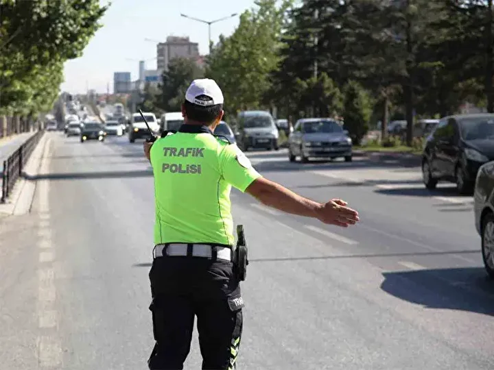 trafik cezalari sil bastan degisiyor surat hududunu asanlarin ehliyeti alinacak 9
