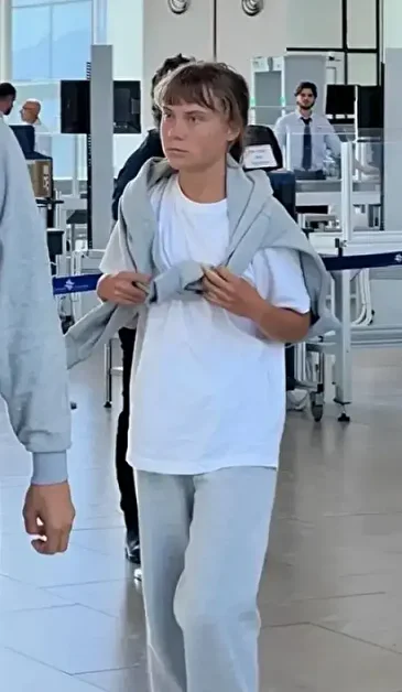Trump Sumud Filosu'nda yer alan aktivist Greta Thunberg'ü maksat aldı: O tam bir baş belası doktora görünmesi gerek 1 trump sumud filosunda yer alan aktivist greta thunbergu maksat aldi o tam bir bas bFN6tr4f
