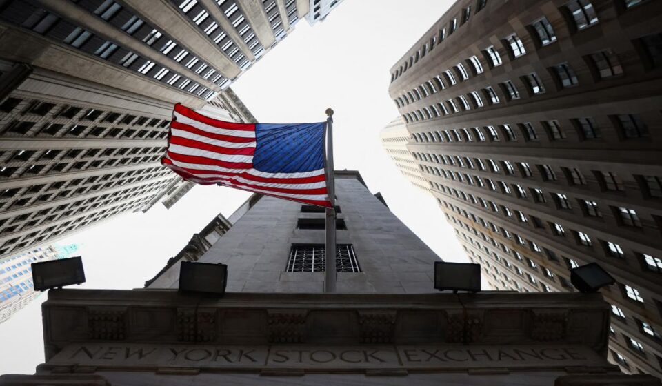 Trump tehdit etti! Borsa çakıldı! trump tehdit etti borsa cakildi aZOEccEM.jpg