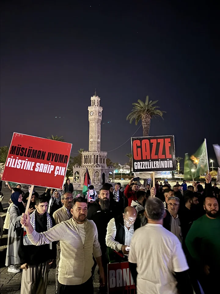 tum turkiye sumud icin meydanlarda yurdun dort bir yaninda sovlar duzenleniyor 1 B1YkvZPm