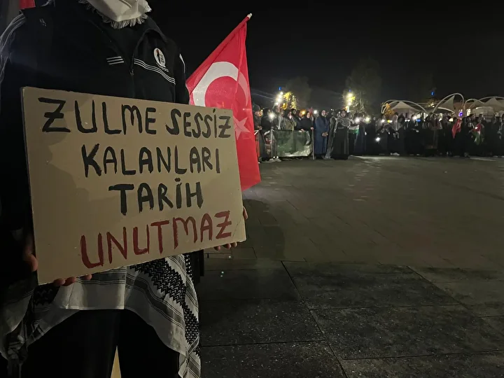 tum turkiye sumud icin meydanlarda yurdun dort bir yaninda sovlar duzenleniyor 10 EMc4SbdM