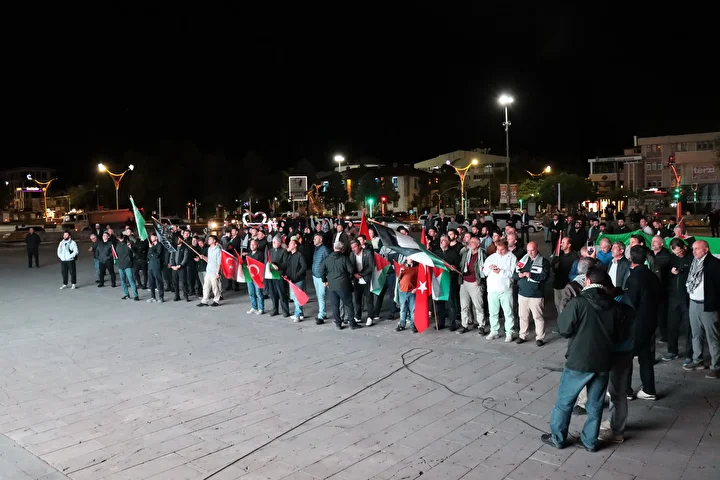 tum turkiye sumud icin meydanlarda yurdun dort bir yaninda sovlar duzenleniyor 5 sR51Tguj