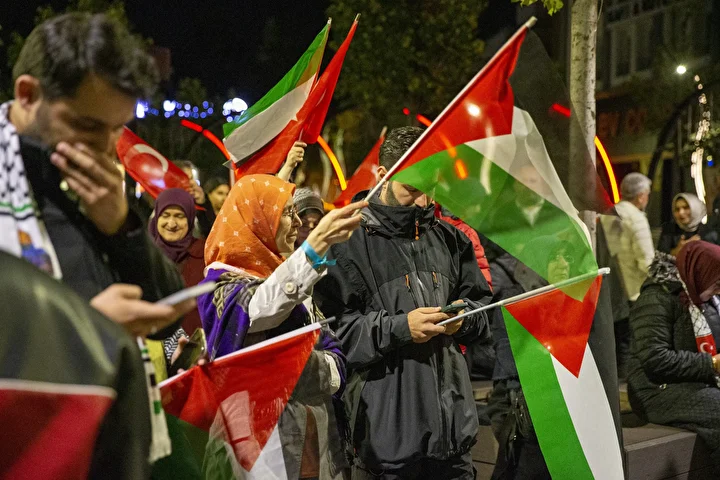 tum turkiye sumud icin meydanlarda yurdun dort bir yaninda sovlar duzenleniyor 9 KLw43IOi