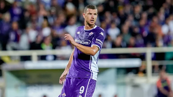 Tümer Metin’den bomba Edin Dzeko argümanı 6 tumer metinden bomba edin dzeko argumani 5 jwnlTJna