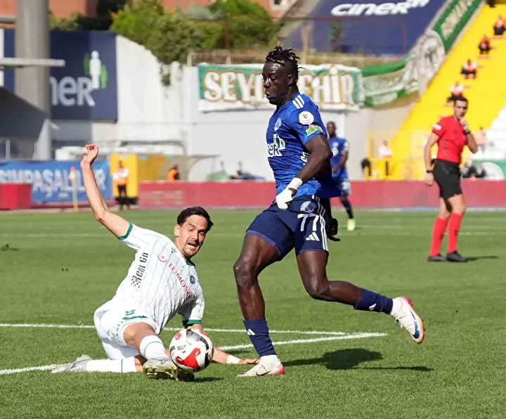 TÜMOSAN Konyasporlu taraftarlardan hakem isyanı: Ülkede futbolu bitirdiniz! 1 tumosan konyasporlu taraftarlardan hakem isyani ulkede futbolu bitirdiniz 0 WqVD2EK9