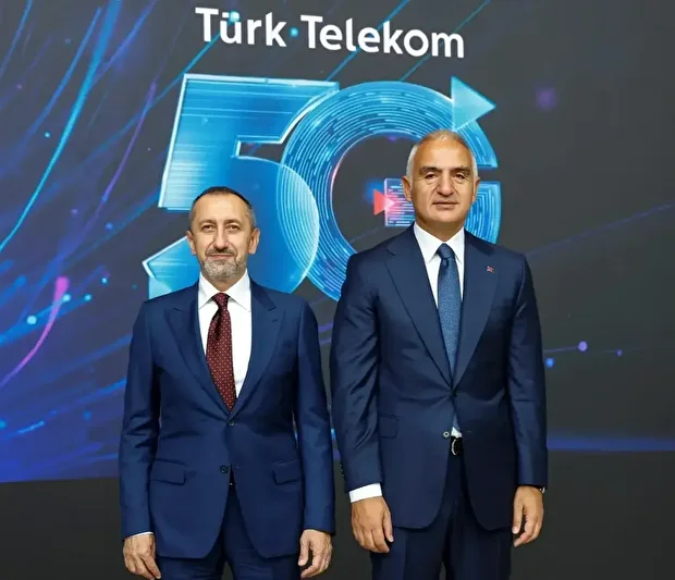 turk telekomdan sanatin kalbi akmde 5g tecrubesi 0 FW8HLGE8