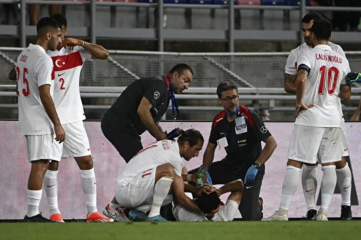 ulusal futbolcu 15 yil sonra alanlara dondu 1