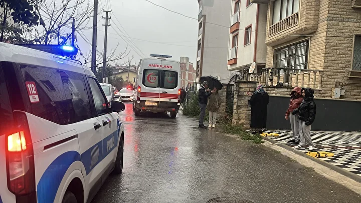 uzerine beton korkuluk dusen cocuk yaralandi 4 jURTdybC