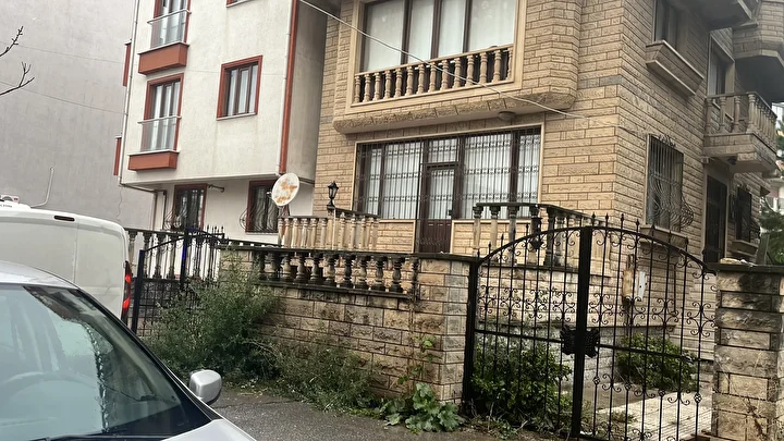 uzerine beton korkuluk dusen cocuk yaralandi 5 aqvWUdhe