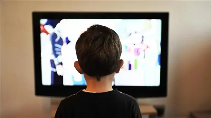uzm dr tufandan ekran bagimliligi uyarisi cocuklarda gozluk kullanimi artti 3