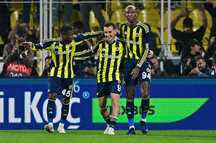 yapay zekadan fenerbahce icin bomba uefa avrupa ligi varsayimi son 6 macta 2 N79Lwyf1