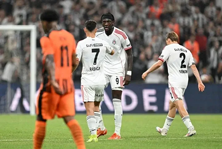 Yapay zekadan flaş Süper Lig iddiası: Şampiyonu oranıyla açıkladı! 17 yapay zekadan flas super lig iddiasi sampiyonu oraniyla acikladi 16 JQNl5eSa