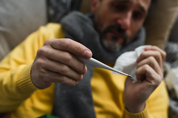 Yeni dalga başladı süratle yayılıyor: İşte milyonları yatağa düşüren virüsten korunmanın 5 altın kuralı 1 yeni dalga basladi suratle yayiliyor iste milyonlari yataga dusuren virusten korunmanin 5 altin kurali dUcEgwUR