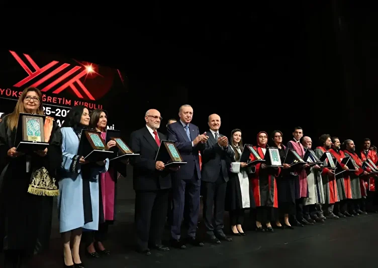 YÖK 2025 Üstün Muvaffakiyet Mükafatları sahiplerini buldu: Prof. Dr. Nasrullah Hacımüftüoğlu üstün muvaffakiyet özel mükafatına layık görüldü 3 yok 2025 ustun muvaffakiyet mukafatlari sahiplerini buldu prof dr nasrullah hacimuftuoglu ustun muvaffakiyet ozel OlcK3qSG