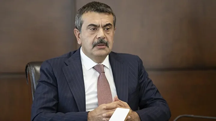 zarur egitim muddeti kisaliyor mu 444 tarih mi oluyor bakan tekinden yeni sistem sinyali ENlCA1jq
