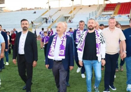 2. Lig’in sürpriz grubunda genç lider sitem ederek kulüpten ayrıldı 2 ligin surpriz grubunda genc lider sitem ederek kulupten ayrildi k3zSBnmy.jpg
