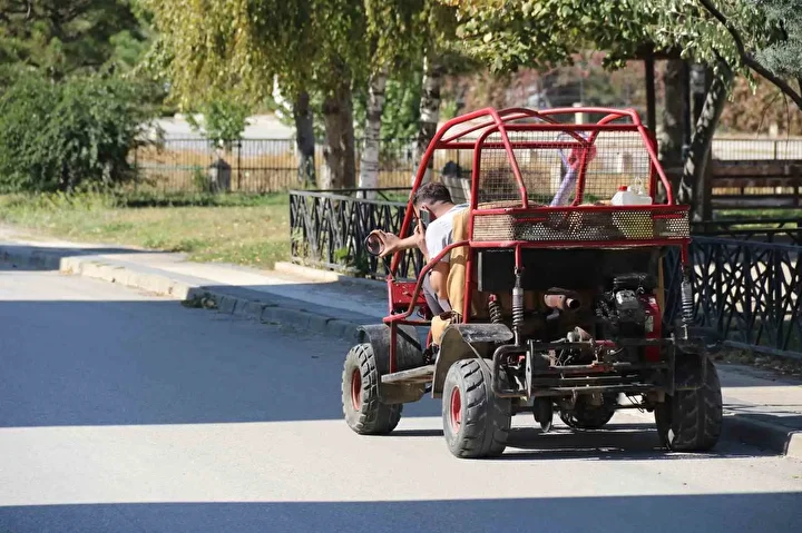 20 bin TL'ye mal etti: 5 litre akaryakıtla 370 kilometre yol gidiyor 4 20 bin tlye mal etti 5 litre akaryakitla 370 kilometre yol gidiyor 3 fIB6CWKZ