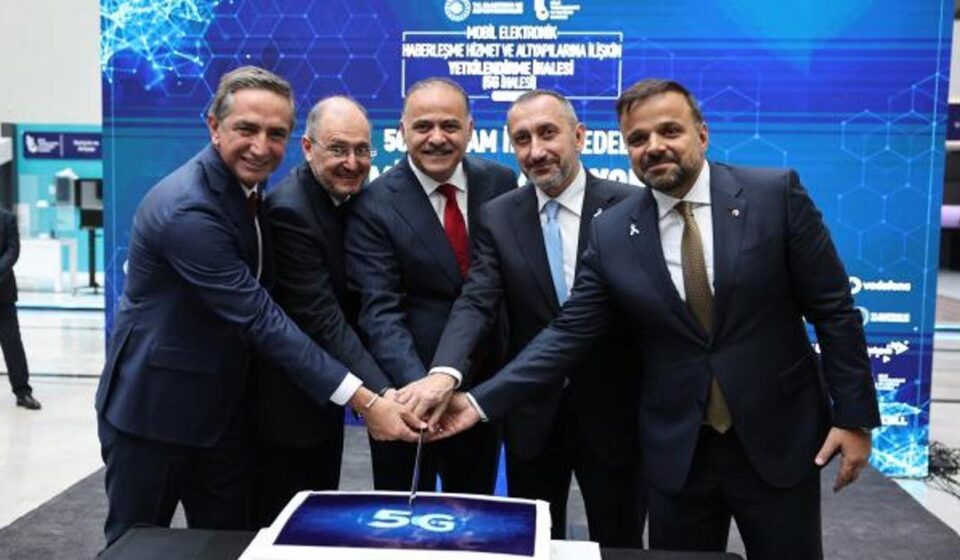 5g ihalesi tamamlandi turk telekom turkcell ve vodafonedan aciklama G6zfv5SK.jpg