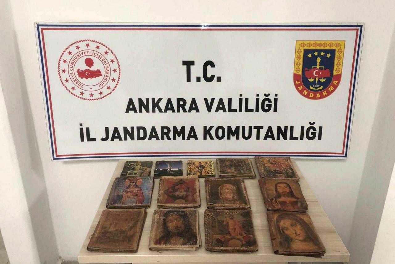 6 milyon dolar bedelinde el yazması kitaplar ele geçirildi 1 6 milyon dolar bedelinde el yazmasi kitaplar ele gecirildi 0 tyM8tnhC