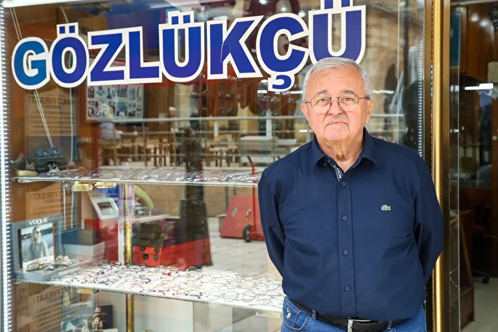 60 yildir surdurdugu meslegi parmak izlerini yok etti nufus mudurlugundeki isci saskina dondu 10 jVIvcXib