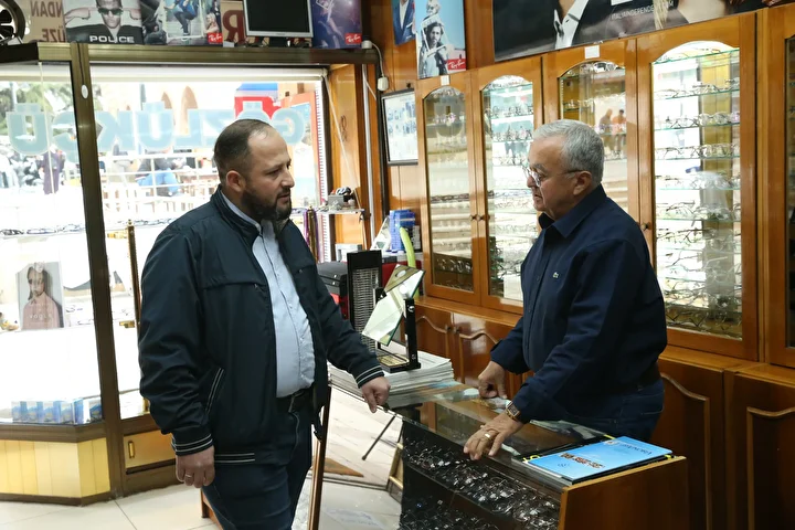 60 yildir surdurdugu meslegi parmak izlerini yok etti nufus mudurlugundeki isci saskina dondu 8 r8ANntmE